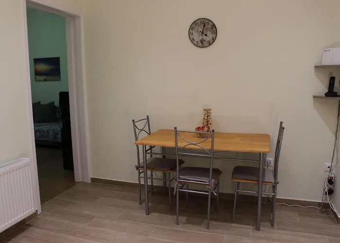 Comfortable Apartment In The Center Of Athens